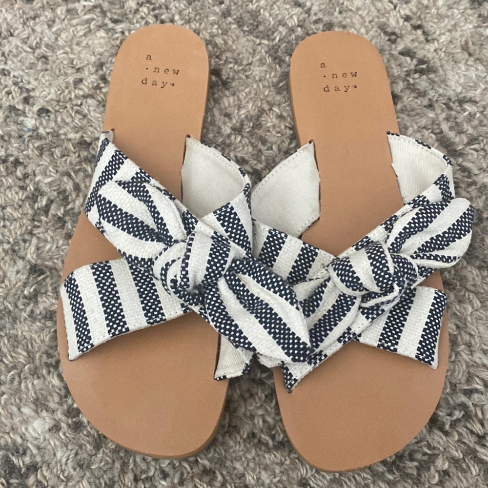 A New Day Navy striped flat sandals